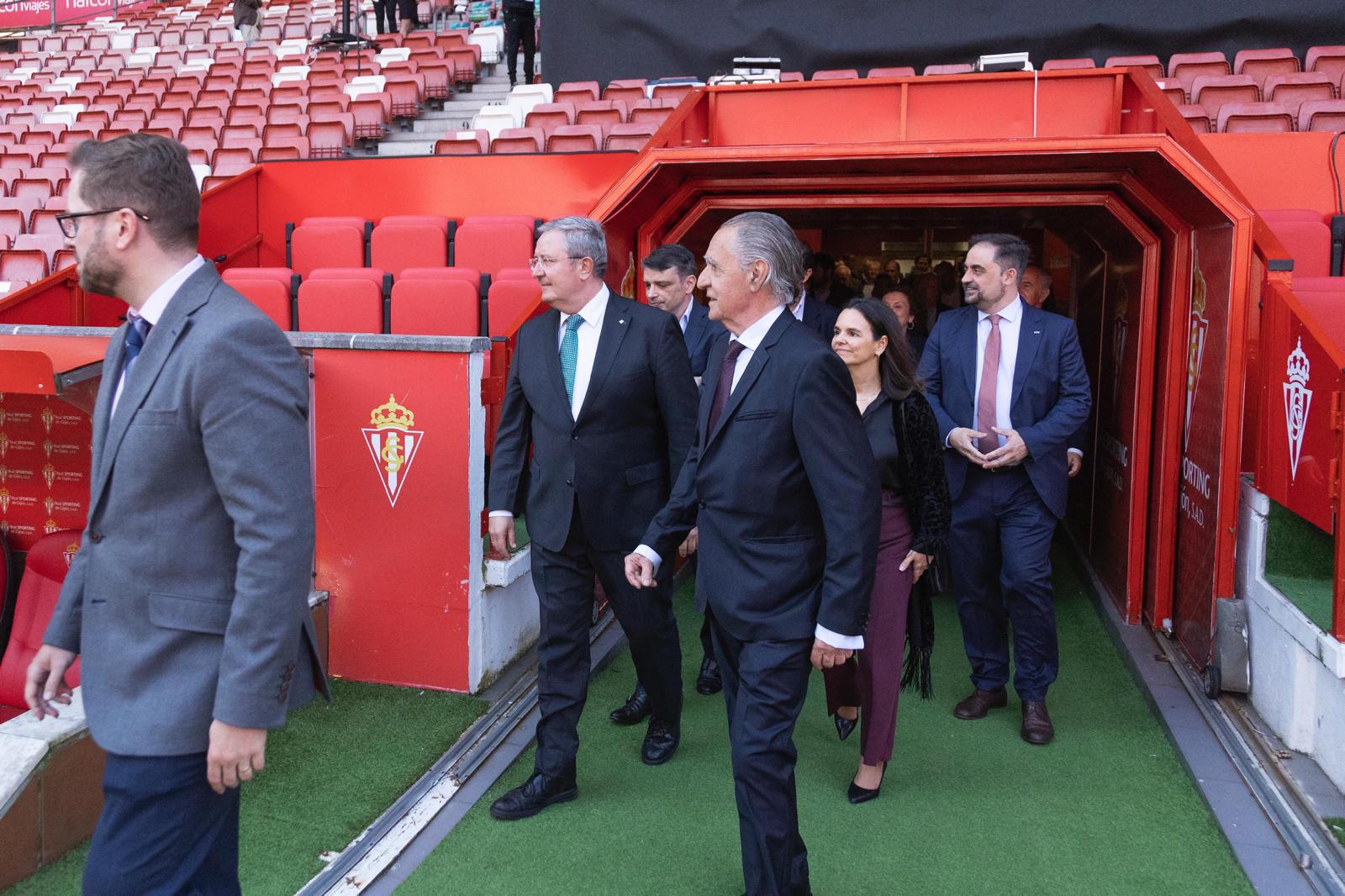 Entrada al campo