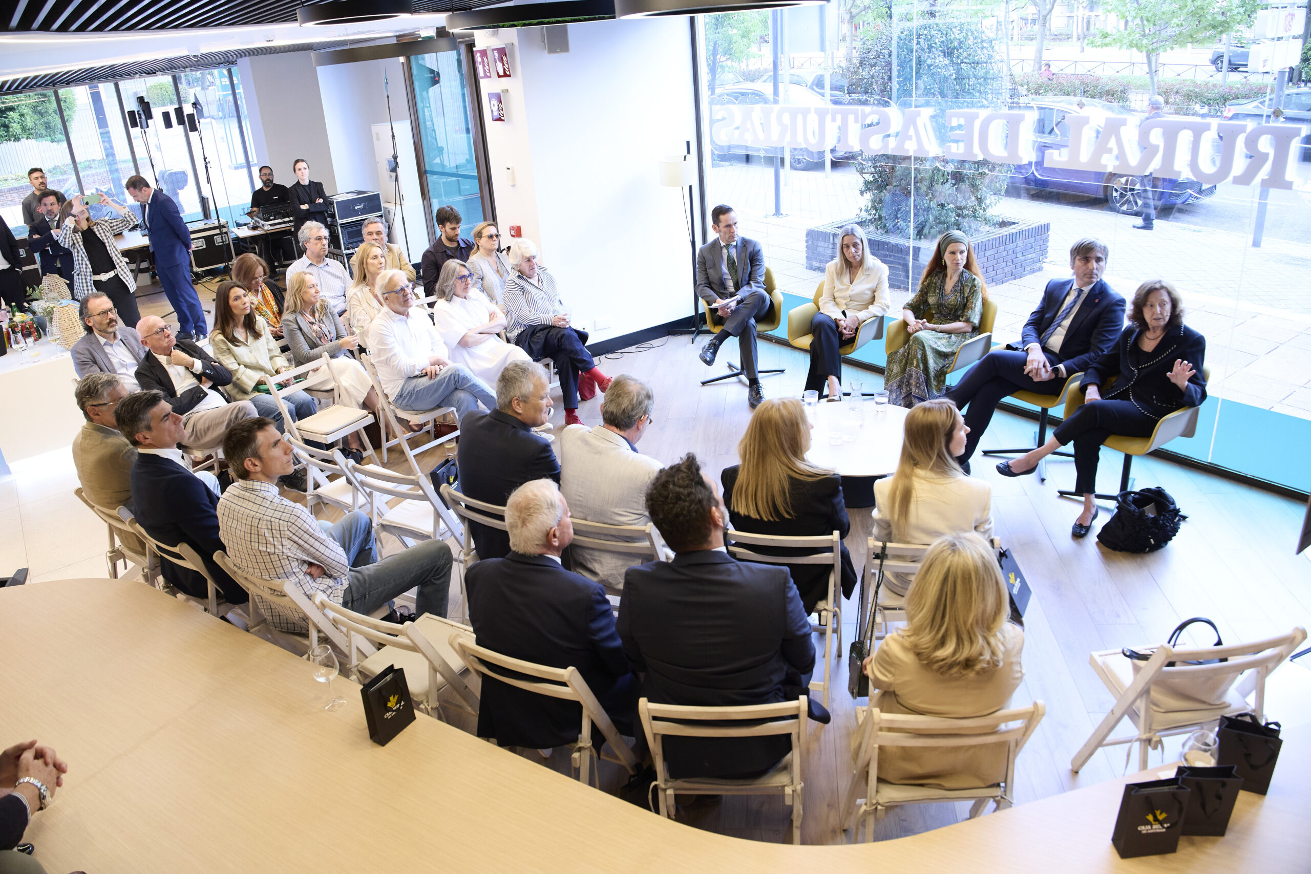 Caja rural de Asturias - 0050