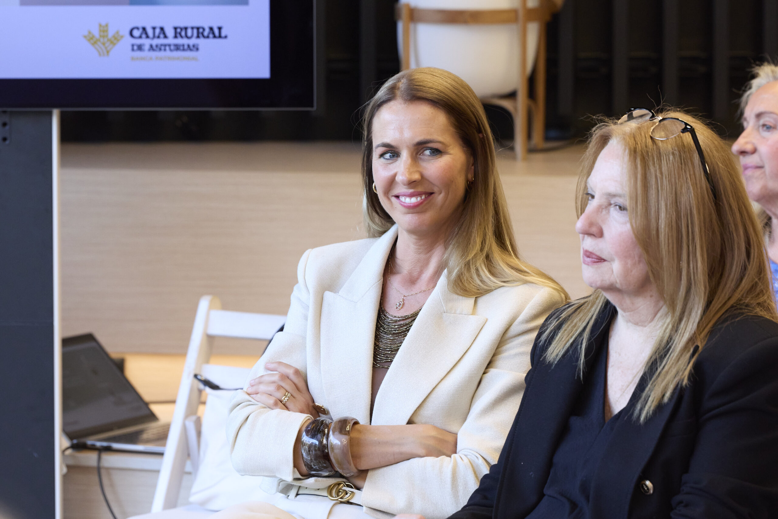 Caja rural de Asturias - 0066