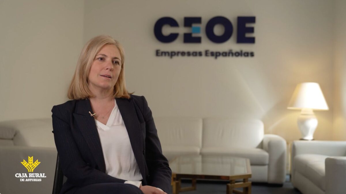 Hablamos con Carmen Alsina, directora de comunicación de la CEOE